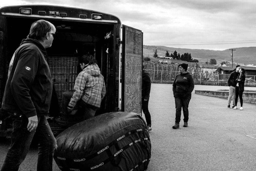 Kelowna Engagement Photographer 03